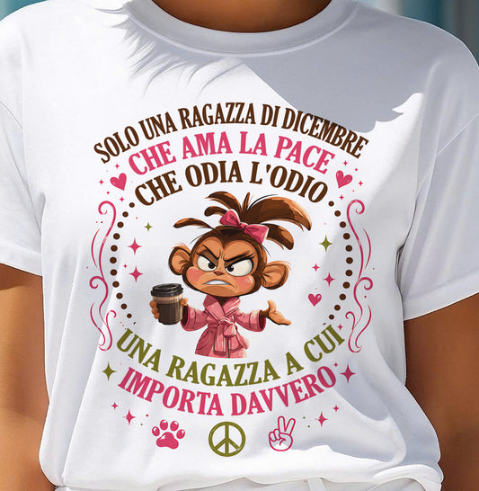 DICEMBRE - SOLO UNA RAGAZZA - Maglietta Di Compleanno Da Donna - ITA/TRNN12 (SKU2605-289-12)