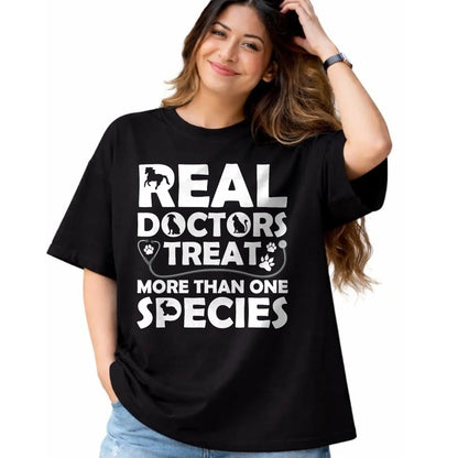 Best Doctor Shirt, Funny Doctor UnisexT-Shirt/Hoodie/Sweatshirt HLT00 - Cool Veterinarian Design For Men Women Veterinary Pet Doctor T-Shirt