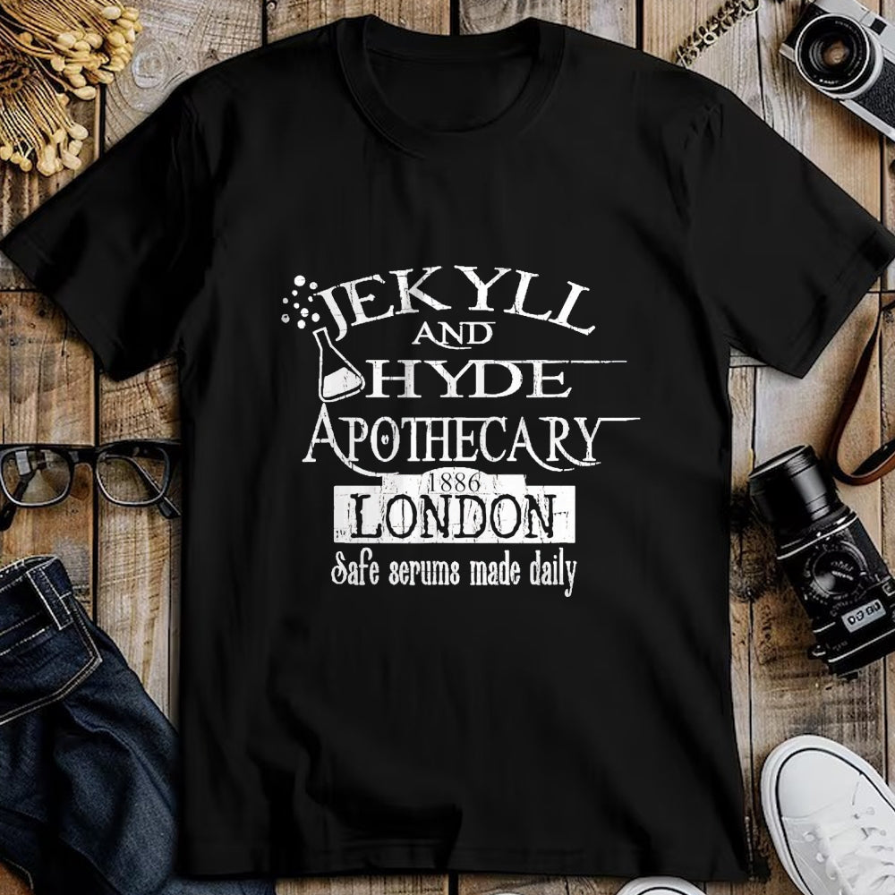 Best Doctor Shirt, Funny Doctor UnisexT-Shirt/Hoodie/Sweatshirt HLT00 - Jekyll and Hyde Apothecary Doctor London 1886 Halloween Gift T-Shirt