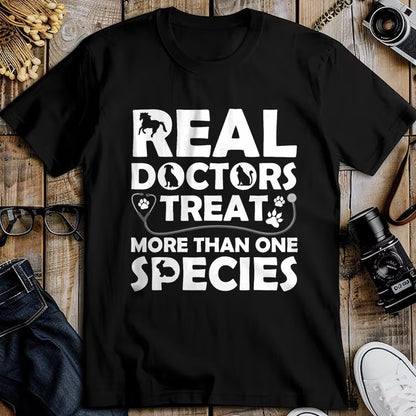 Best Doctor Shirt, Funny Doctor UnisexT-Shirt/Hoodie/Sweatshirt HLT00 - Cool Veterinarian Design For Men Women Veterinary Pet Doctor T-Shirt