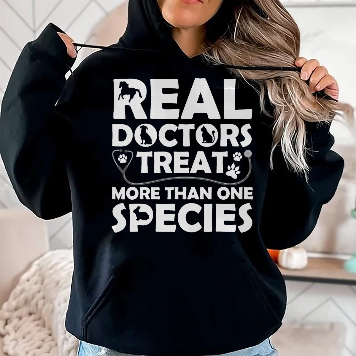 Best Doctor Shirt, Funny Doctor UnisexT-Shirt/Hoodie/Sweatshirt HLT00 - Cool Veterinarian Design For Men Women Veterinary Pet Doctor T-Shirt