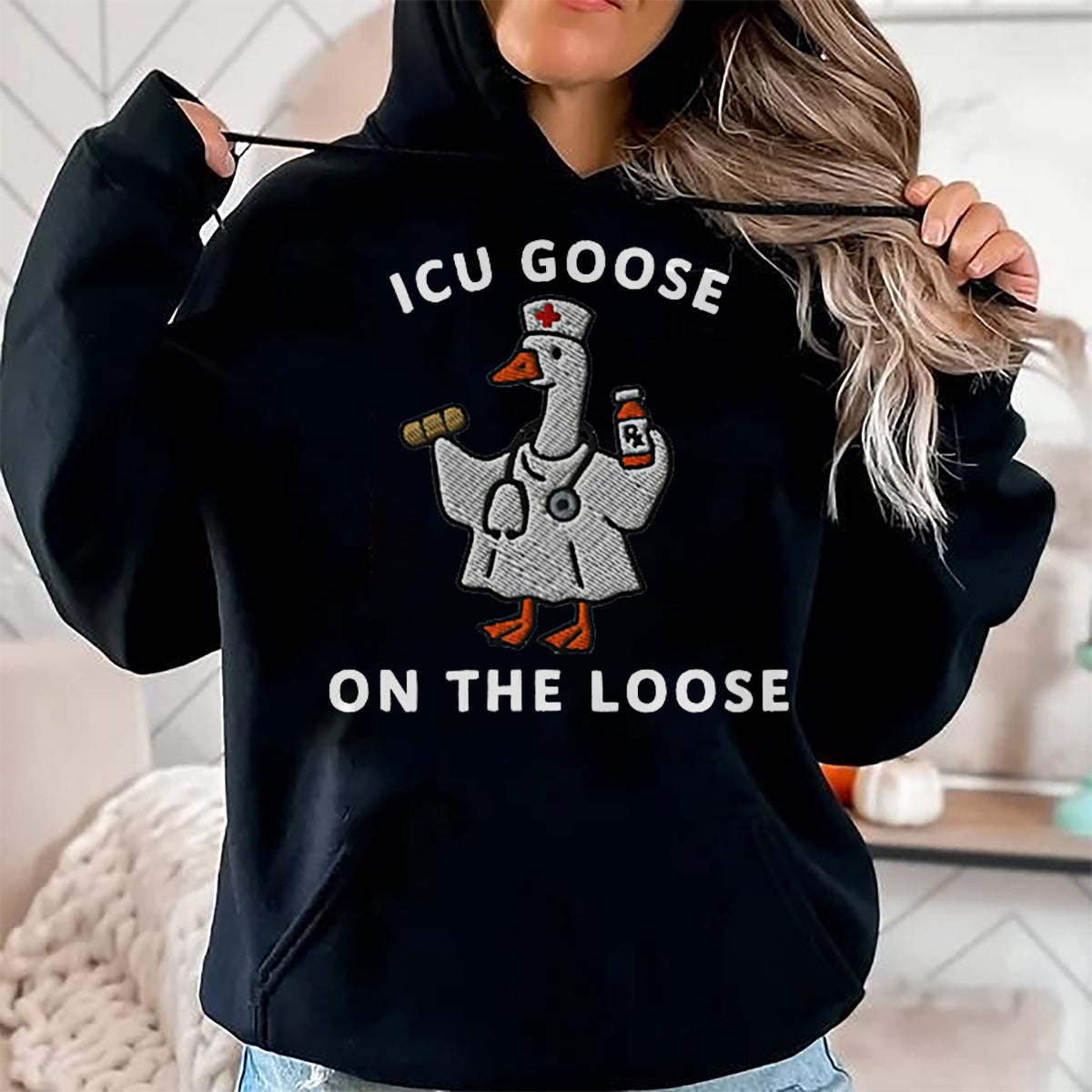 Best Doctor Shirt, Funny Doctor UnisexT-Shirt/Hoodie/Sweatshirt HLT00 - ICU Goose On The Loose Funny ICU Nurse Goose Design T-Shirt