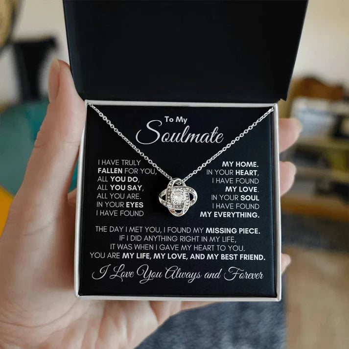 Gift To My Lovely Wife From Husband - Premium Love Knot Necklace