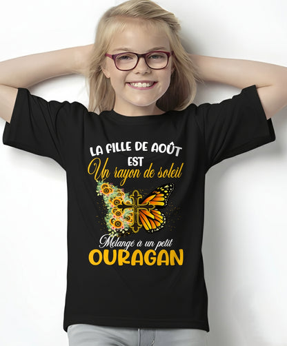 AOÛT - LA FILLE DE JANVIER EST UN RAYON DE SOLEIL MÉLANGÉ À UN PETIT OURAGAN - FMA - FR/TRNN08 (SKU2603-153-08)