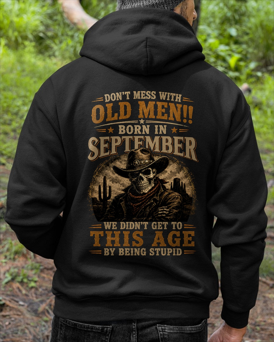 SEPTEMBER - DON'T MESS WITH OLD MEN - T SHIRT FOR STRONGMAN - TRNN09 (SKU2607-233-09)