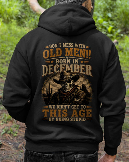 DECEMBER - DON'T MESS WITH OLD MEN - T SHIRT FOR STRONGMAN - TRNN12 (SKU2607-233-12)