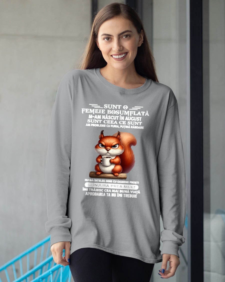 AUGUST - SUNT O FEMEIE BOSUMFLATĂ - Tricou de ziua de naștere pentru femeie - RO/TRNN08 (SKU2605-374-08)